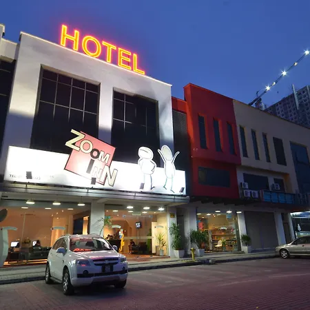 Zoom Inn Boutique Hotel By Ardens - Danga Bay-2