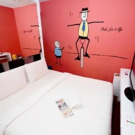 Zoom Inn Boutique Hotel By Ardens - Danga Bay-2